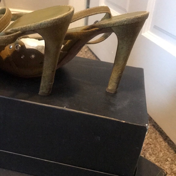 Prada green suede heels size 38.5 - Picture 8 of 8
